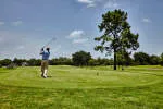 Hearthstone Country Club company logo