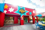 V PIZZA Orlando company logo